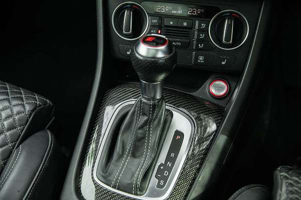 2015 Audi RS Q3  8U