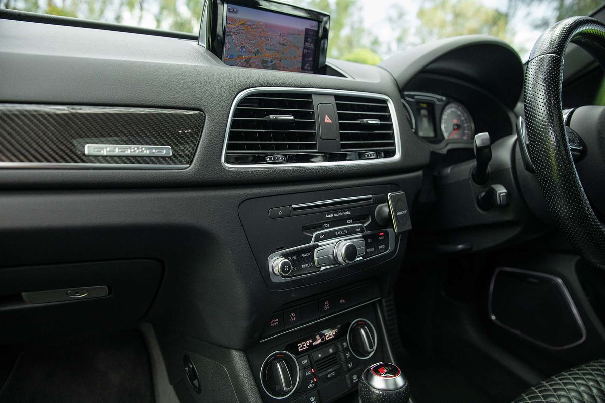 2015 Audi RS Q3  8U