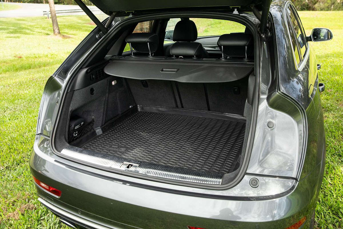 2015 Audi RS Q3  8U