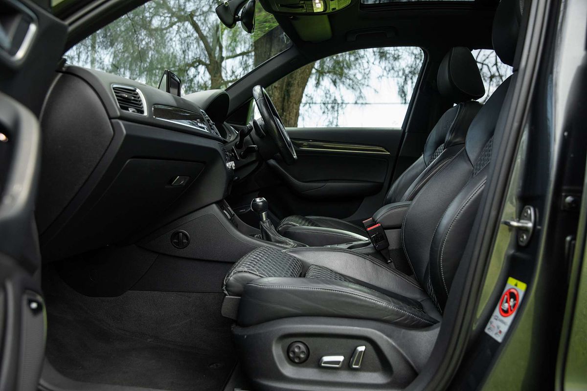 2015 Audi RS Q3  8U