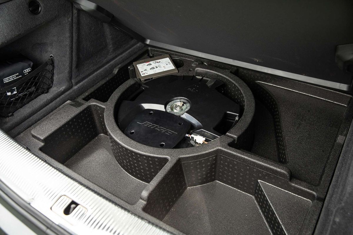 2015 Audi RS Q3  8U