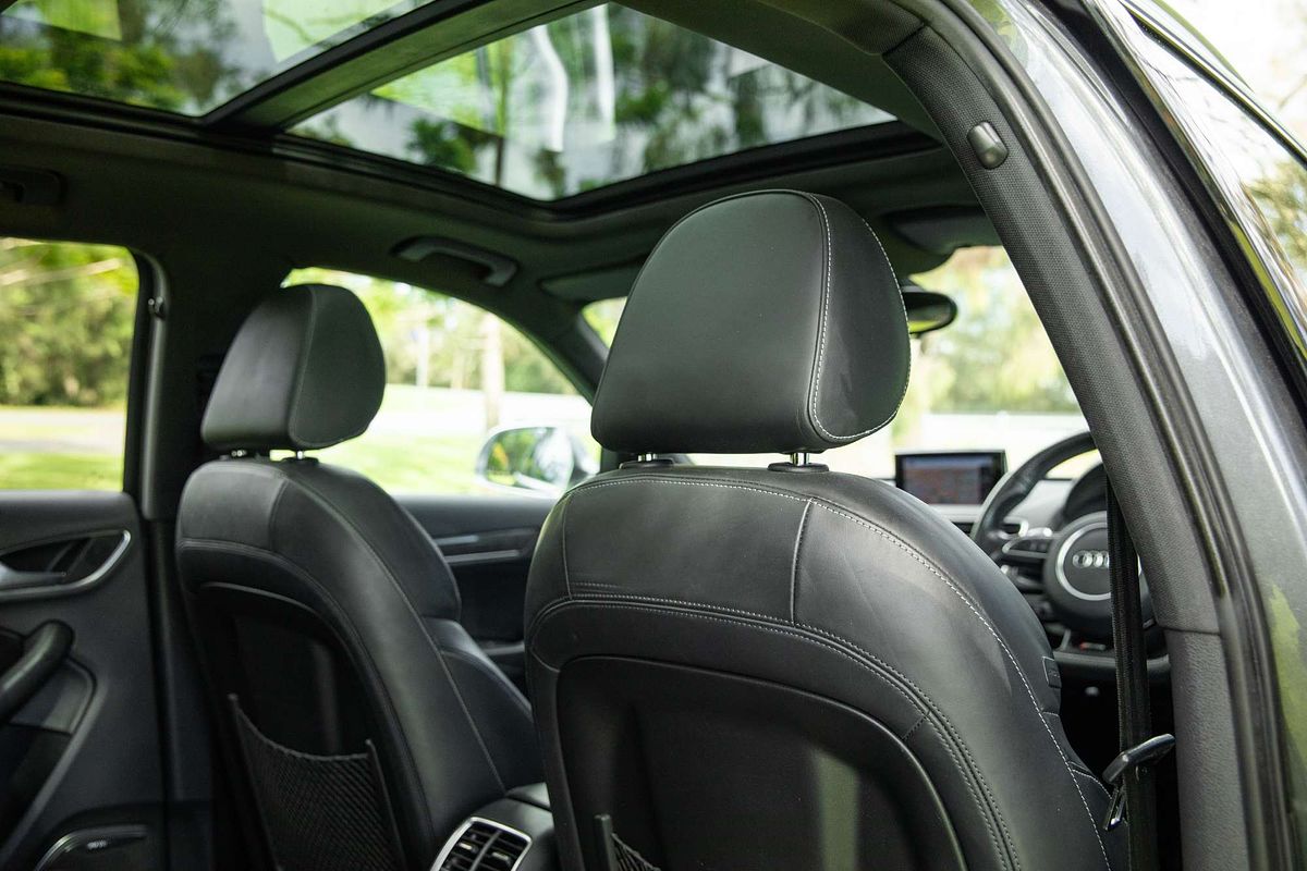 2015 Audi RS Q3  8U