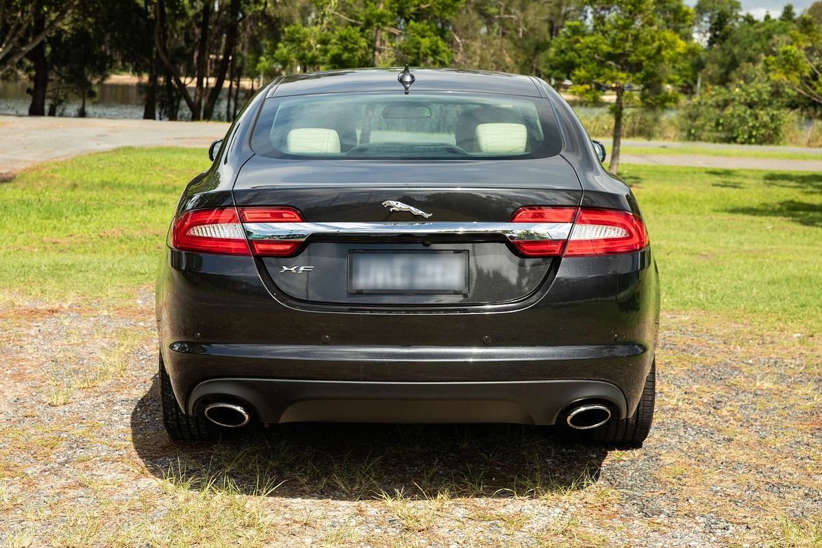 2013 Jaguar XF Premium Luxury X250