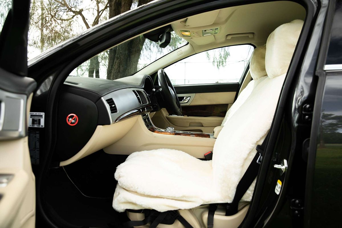 2013 Jaguar XF Premium Luxury X250