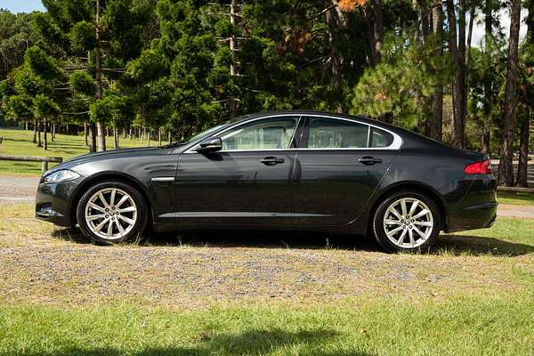 2013 Jaguar XF Premium Luxury X250
