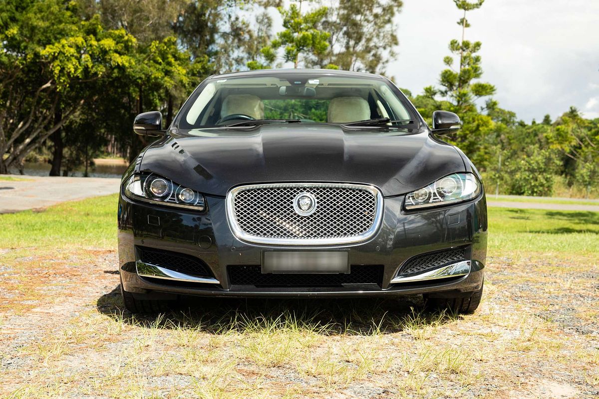 2013 Jaguar XF Premium Luxury X250