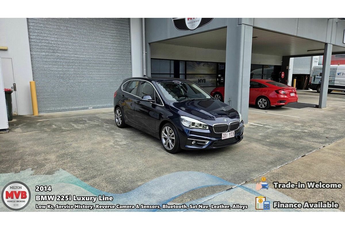 2014 BMW 225i Active Tourer Luxury Line F45