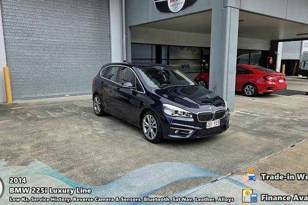 2014 BMW 225i Active Tourer Luxury Line F45