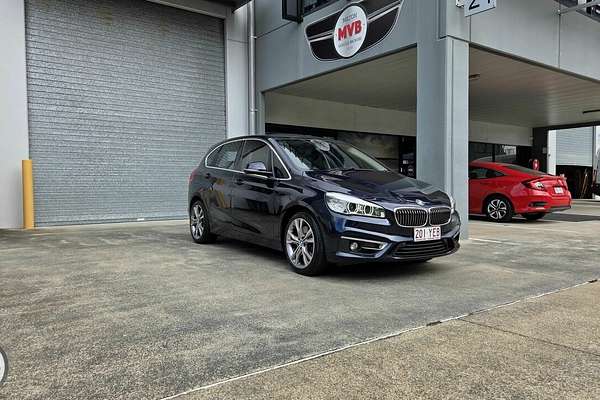 2014 BMW 225i Active Tourer Luxury Line F45