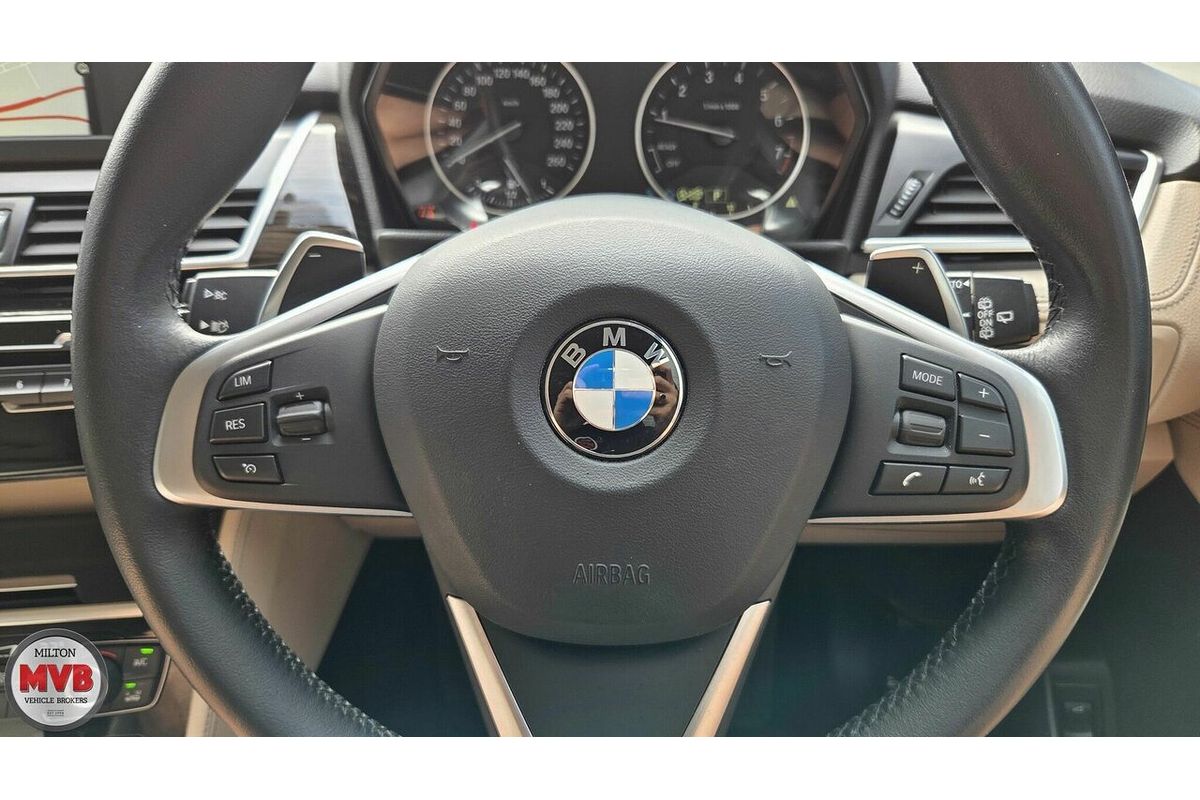 2014 BMW 225i Active Tourer Luxury Line F45