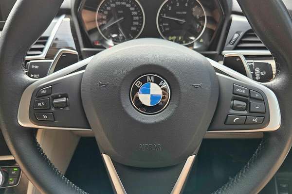 2014 BMW 225i Active Tourer Luxury Line F45