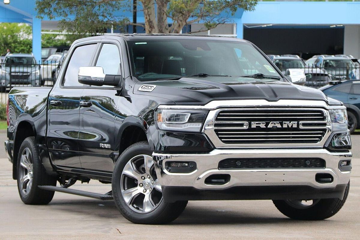 2024 RAM 1500 Laramie DT 4X4 SWB
