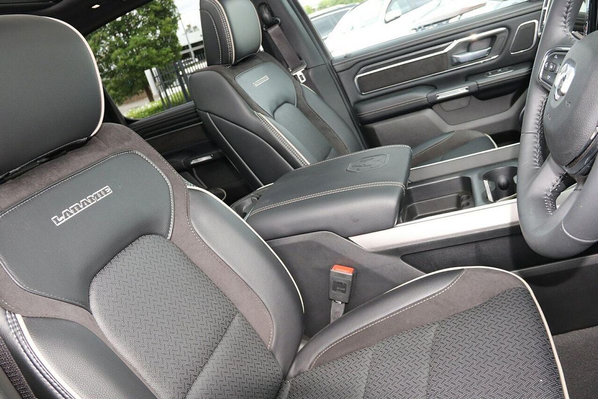 2024 RAM 1500 Laramie DT 4X4 SWB