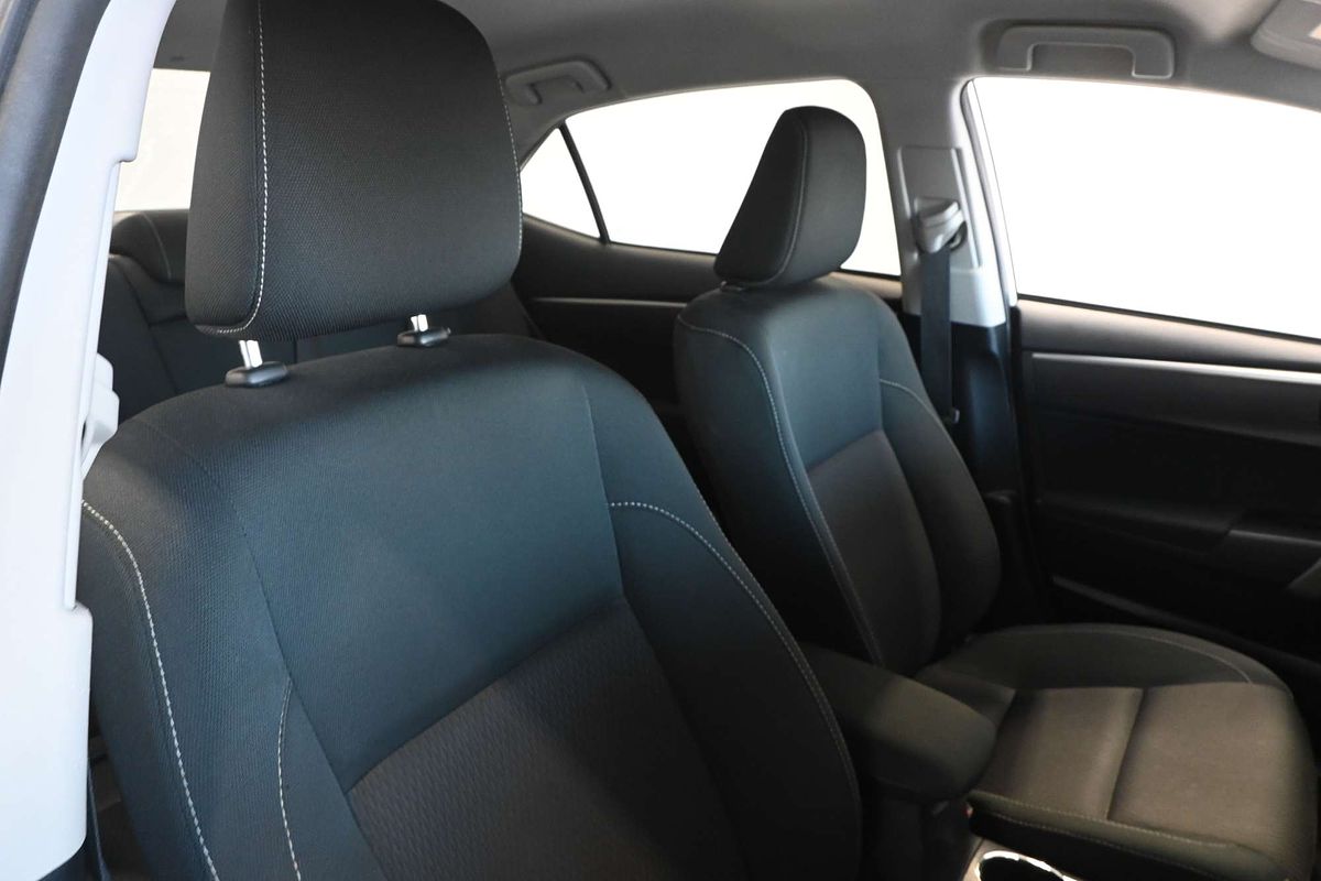 2014 Toyota Corolla Ascent ZRE172R