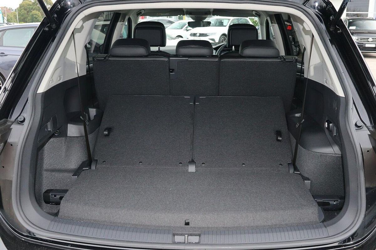 2024 Volkswagen Tiguan 162TSI R-Line 5N
