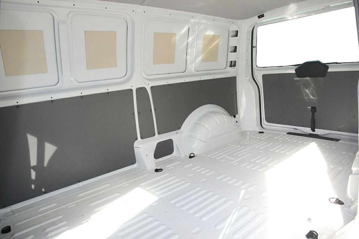 2024 Volkswagen Transporter TDI450 T6.1 LWB