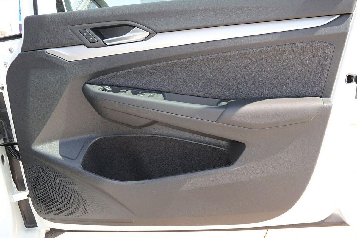 2024 Volkswagen Golf 110TSI Life 8