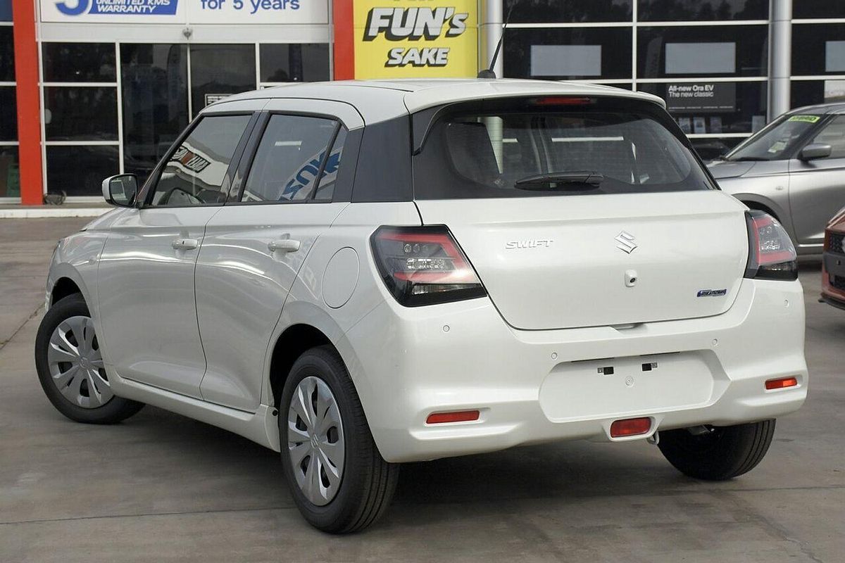 2024 Suzuki Swift Hybrid UZ