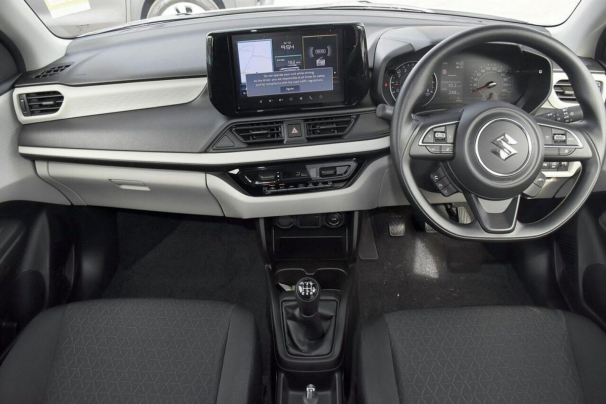 2024 Suzuki Swift Hybrid UZ