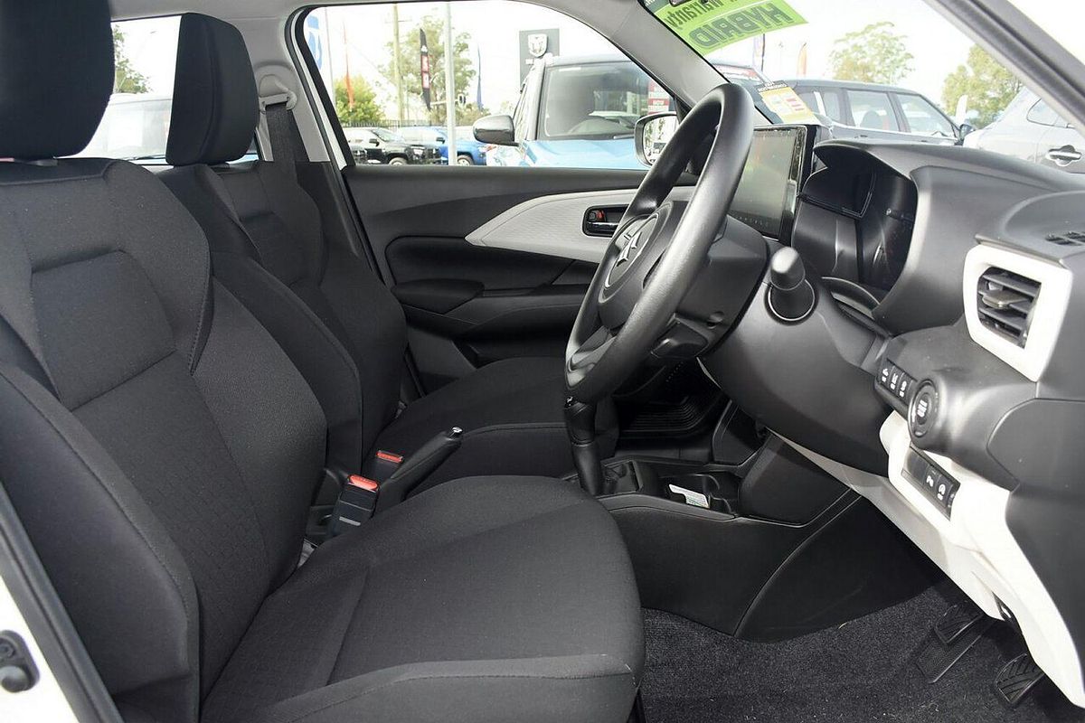 2024 Suzuki Swift Hybrid UZ