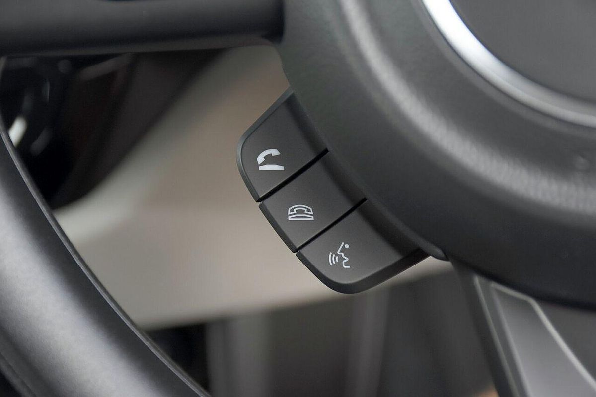 2024 Suzuki Swift Hybrid UZ