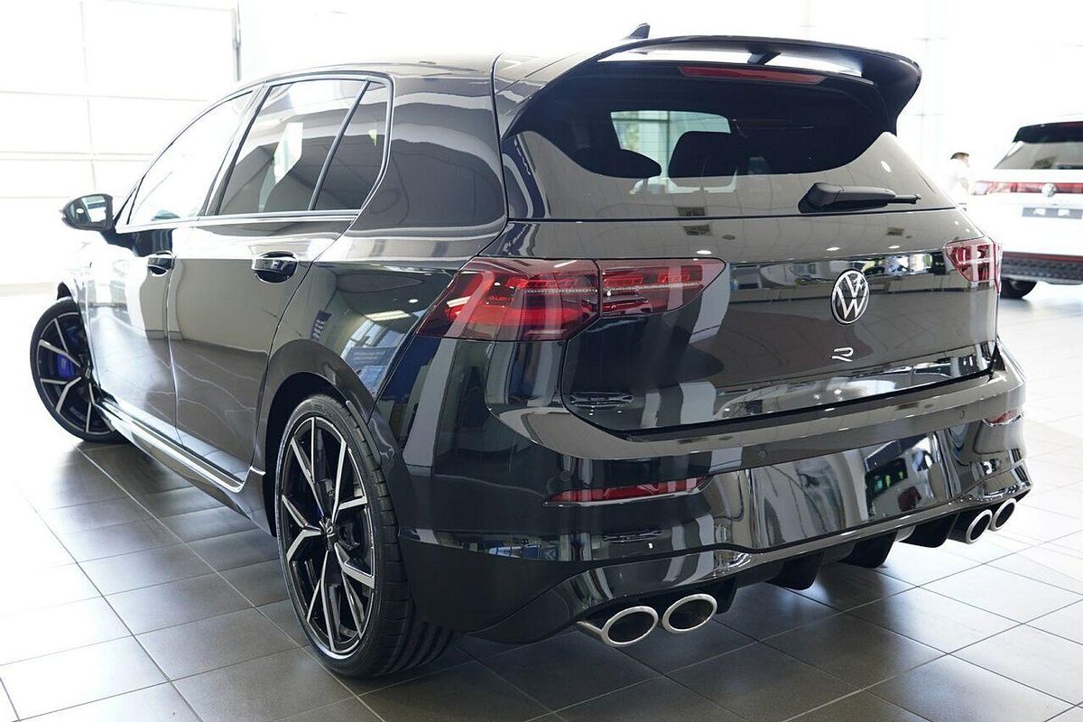 2024 Volkswagen Golf R 8