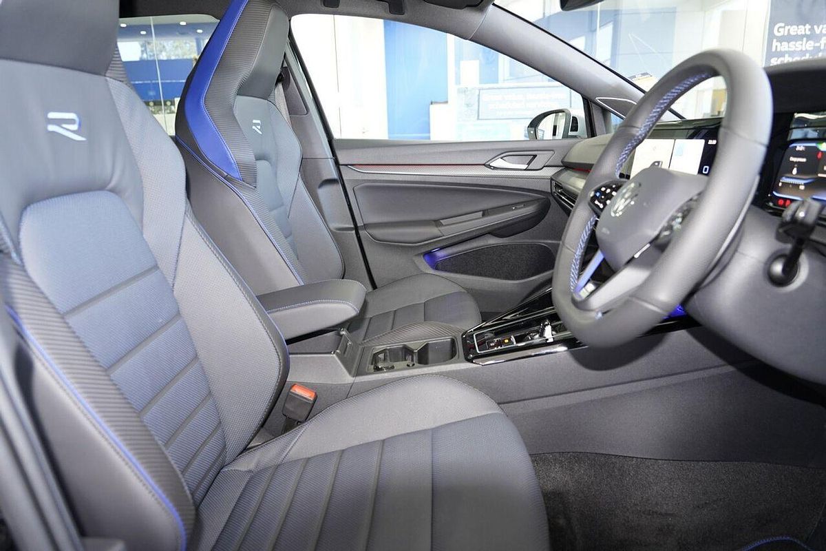 2024 Volkswagen Golf R 8