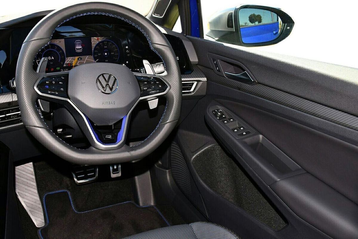 2024 Volkswagen Golf R 8