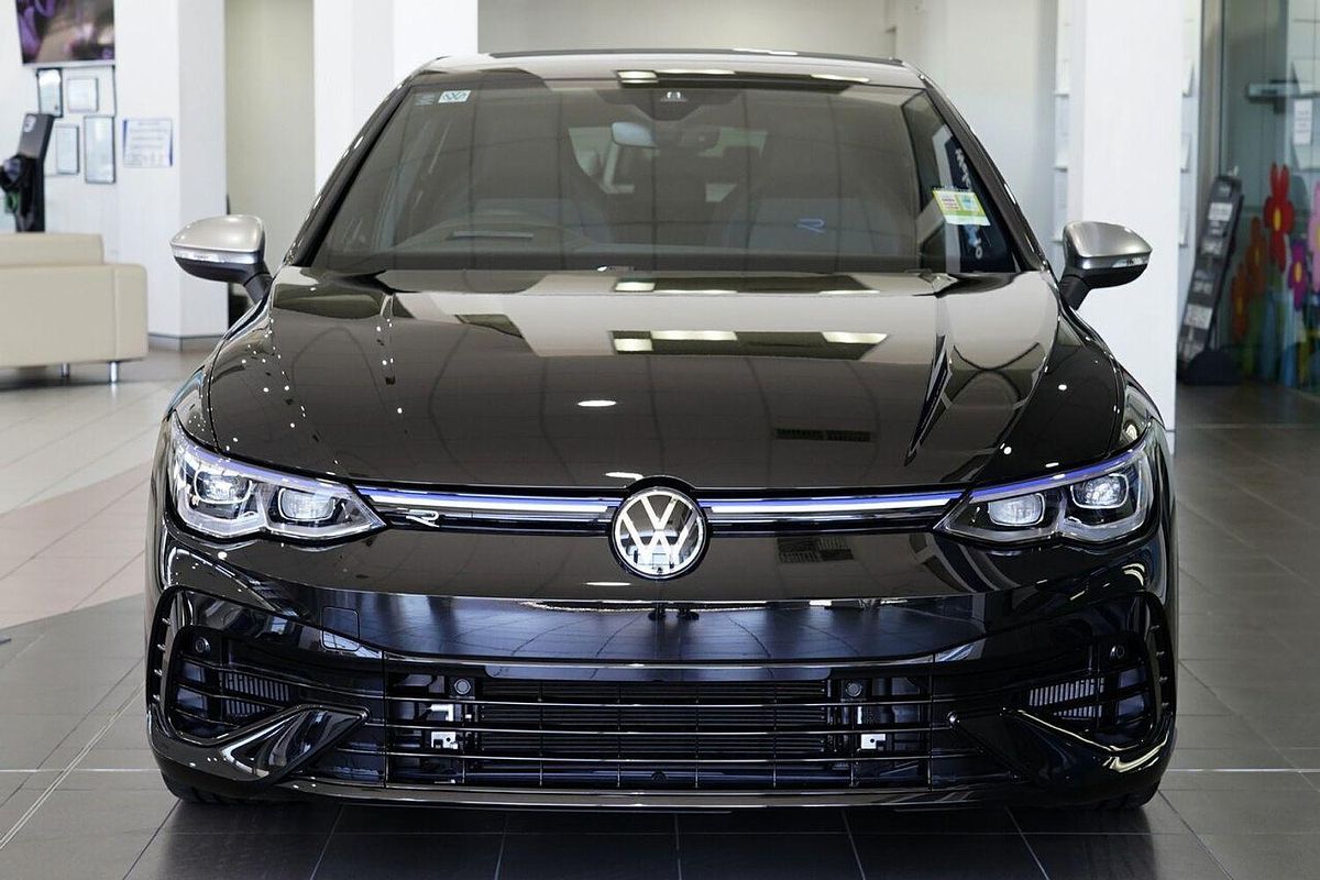 2024 Volkswagen Golf R 8