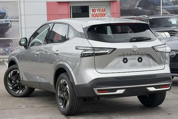 2025 Nissan QASHQAI ST-L J12