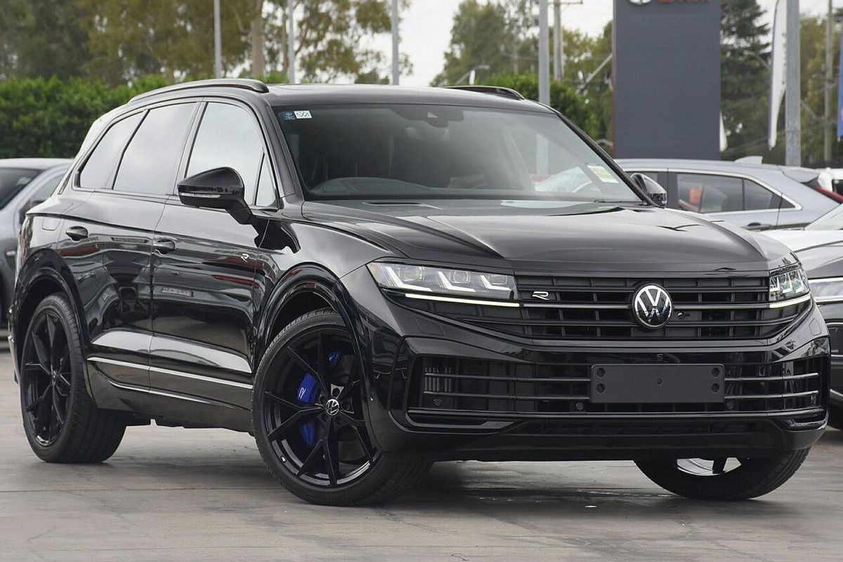 2025 Volkswagen Touareg R RC