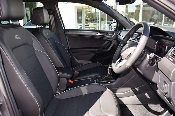 2024 Volkswagen Tiguan Wolfsburg Edition Allspace 5N
