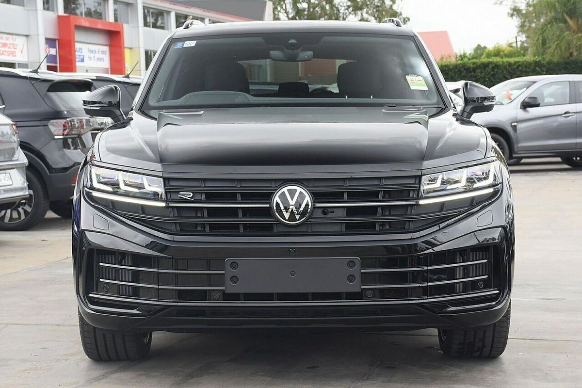 2025 Volkswagen Touareg R RC
