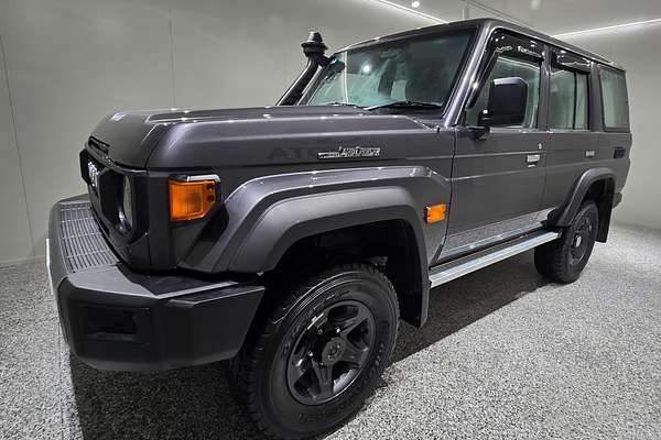 2024 Toyota Landcruiser GXL GDJL76R