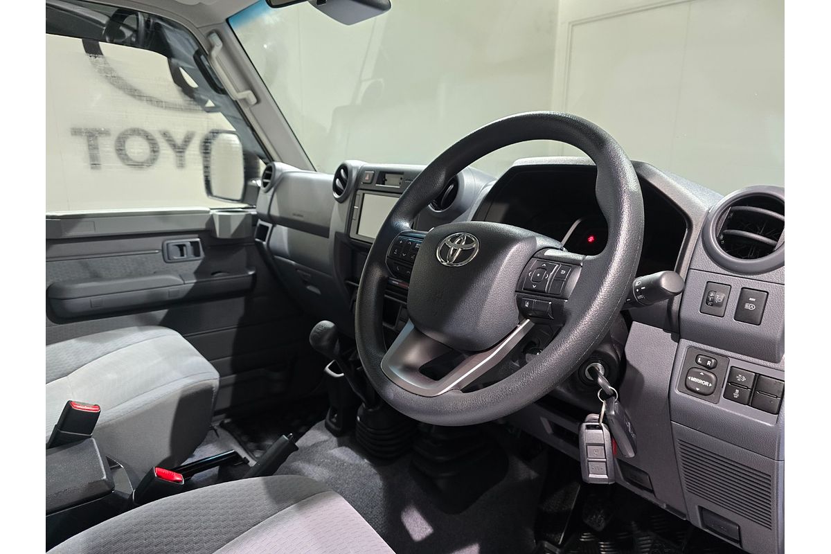 2024 Toyota Landcruiser GXL GDJL76R