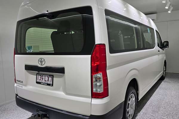 2022 Toyota Hiace Commuter GDH322R