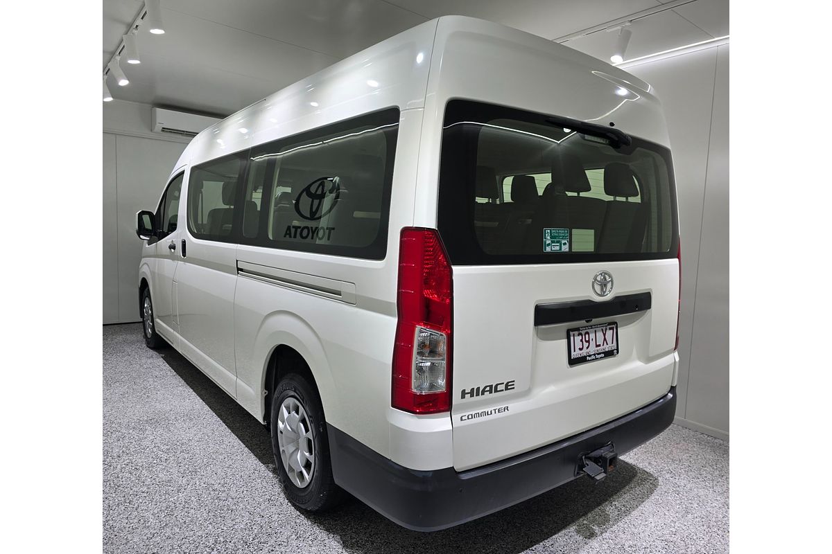 2022 Toyota Hiace Commuter GDH322R