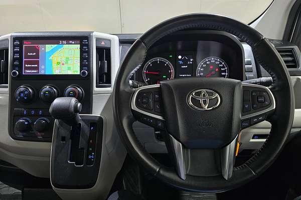 2022 Toyota Hiace Commuter GDH322R