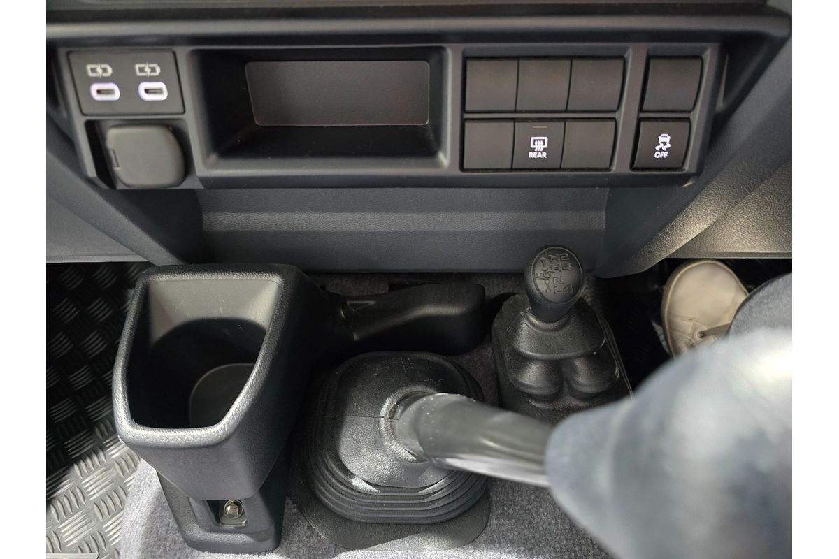 2024 Toyota Landcruiser GXL GDJL76R