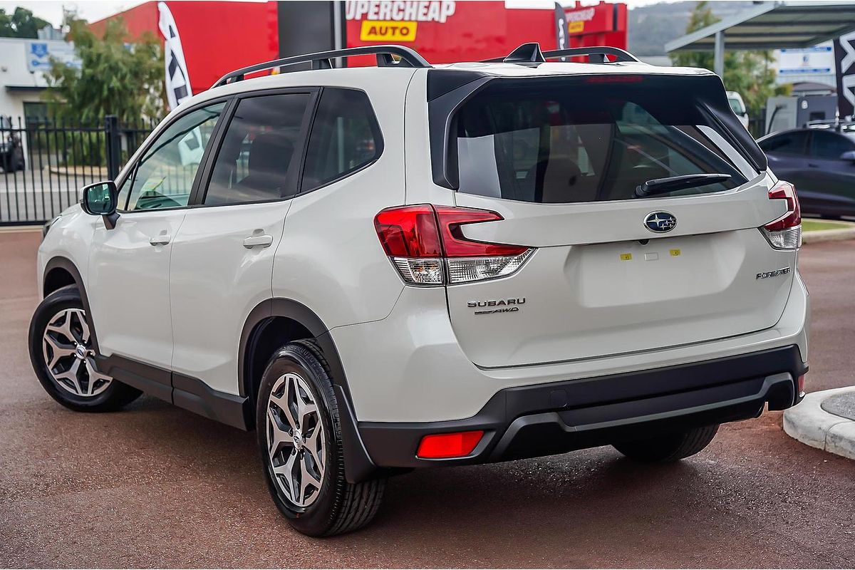 2025 Subaru Forester 2.5i Luxury Special Edition S5