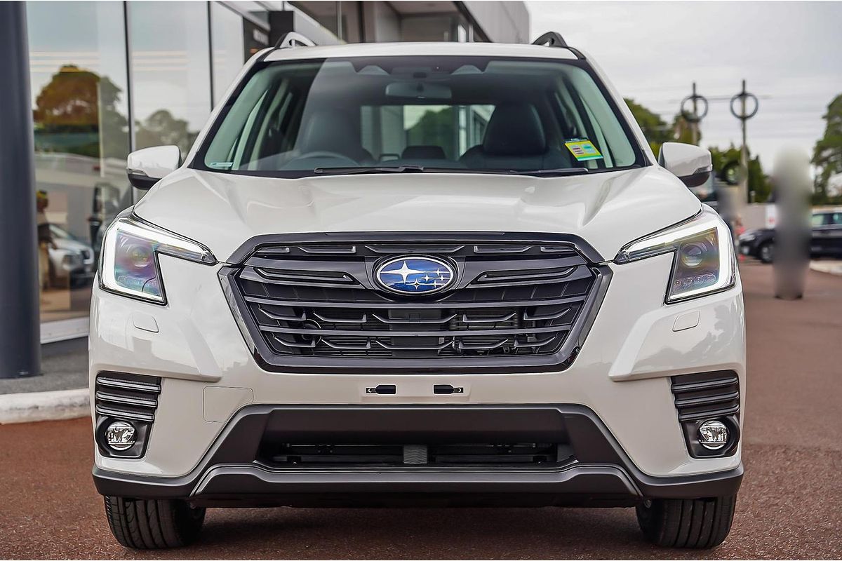 2025 Subaru Forester 2.5i Luxury Special Edition S5