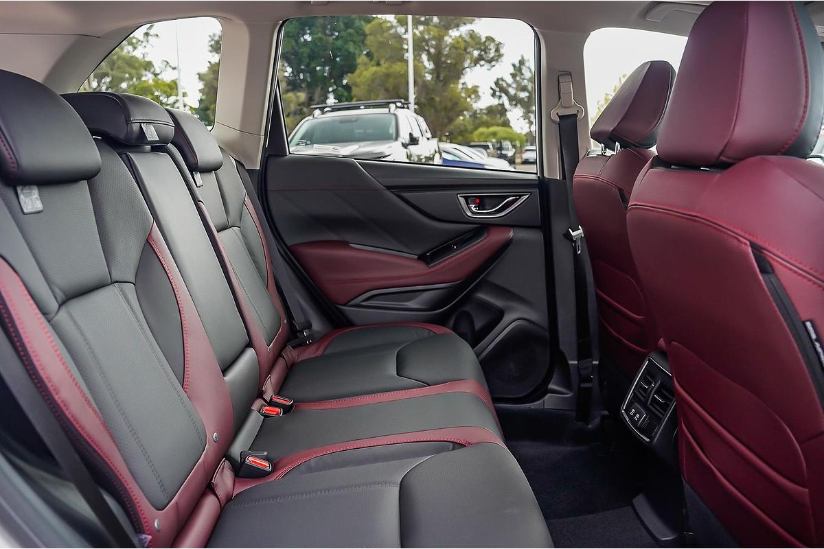 2024 Subaru Forester STI Sport S5