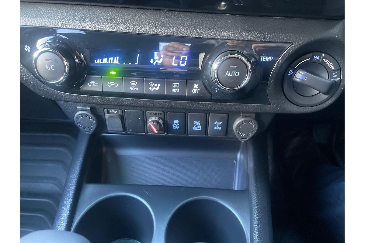 2018 Toyota Hilux SR5 GUN126R 4X4