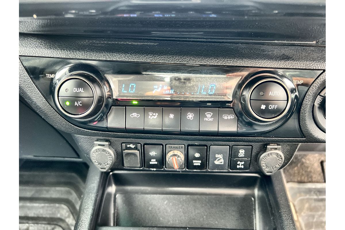2022 Toyota Hilux SR5 GUN126R 4X4
