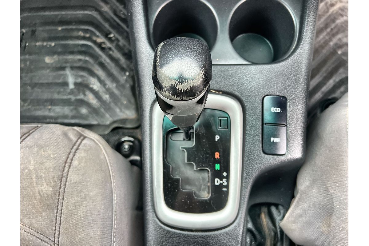 2022 Toyota Hilux SR5 GUN126R 4X4
