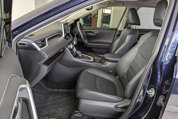 2020 Toyota RAV4 Cruiser AXAH54R