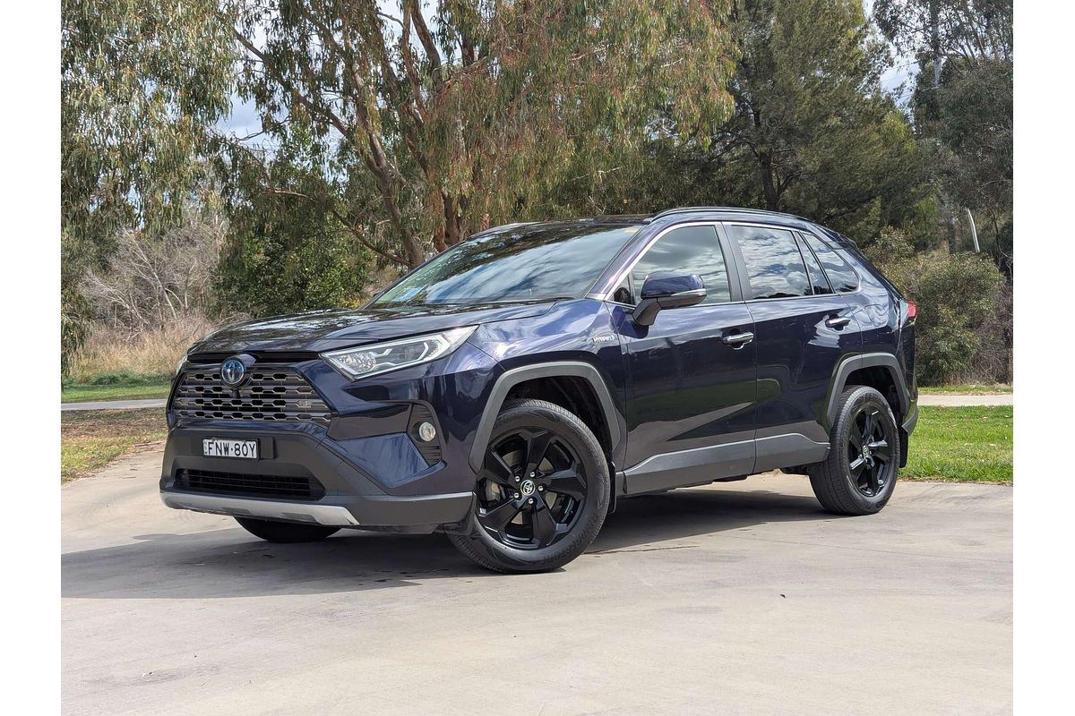 2020 Toyota RAV4 Cruiser AXAH54R