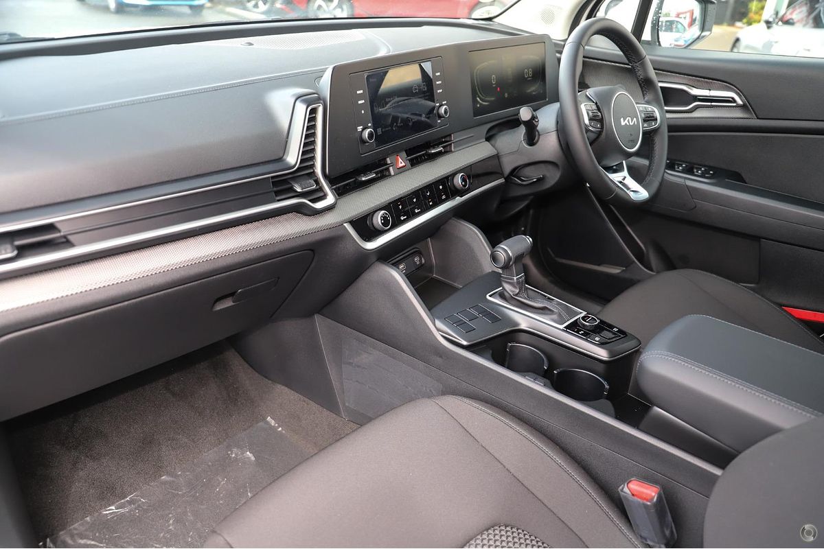 2025 Kia Sportage S NQ5
