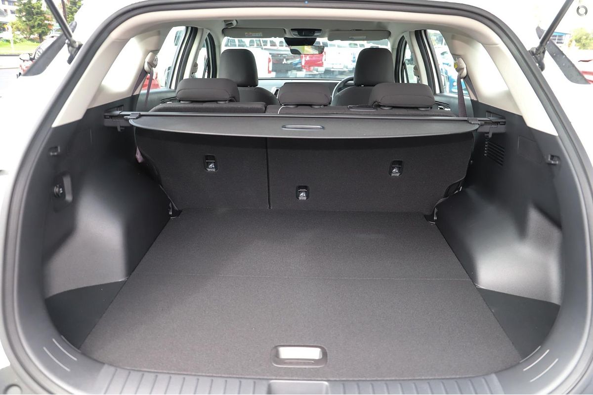 2025 Kia Sportage S NQ5