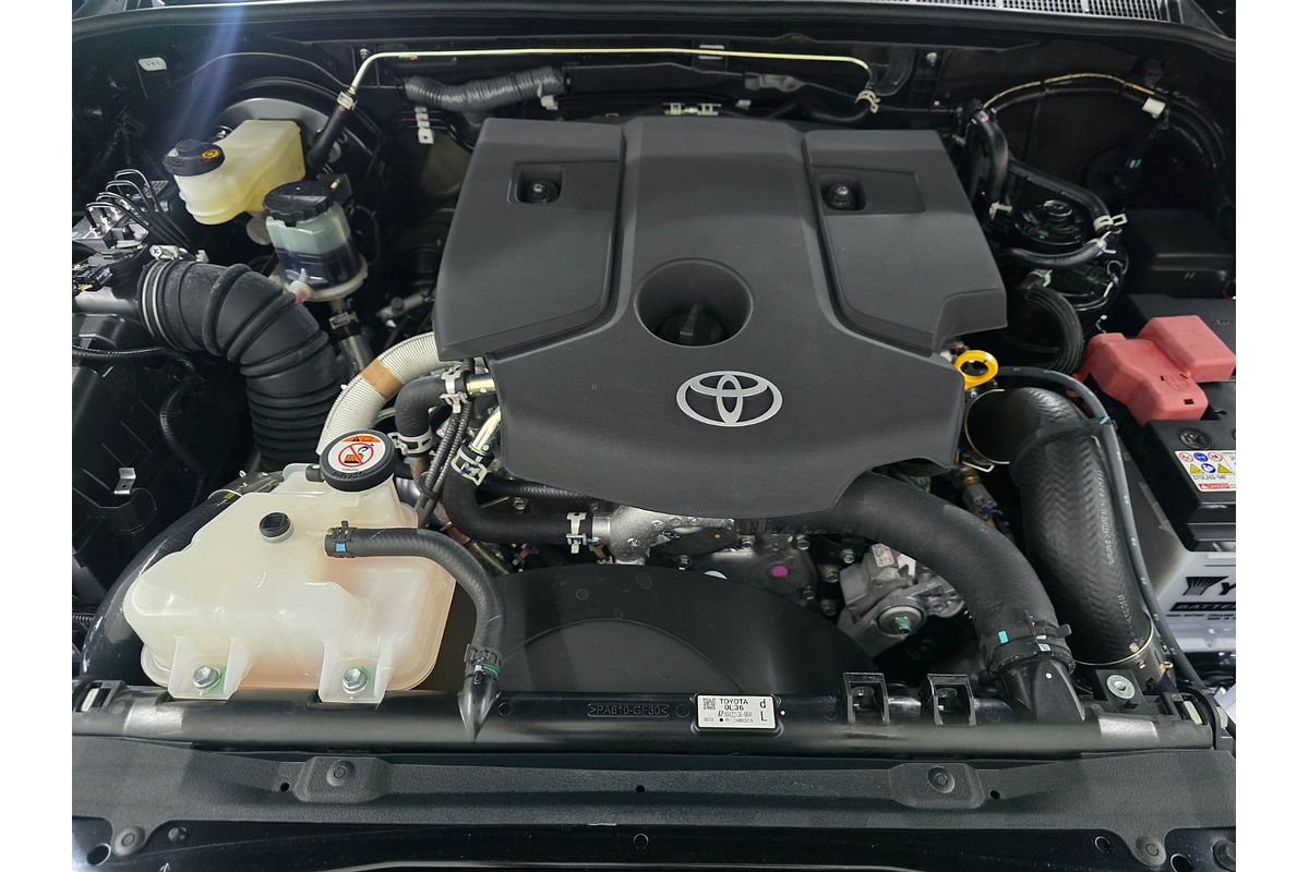 2024 Toyota Hilux Rogue 48V GUN126R 4X4